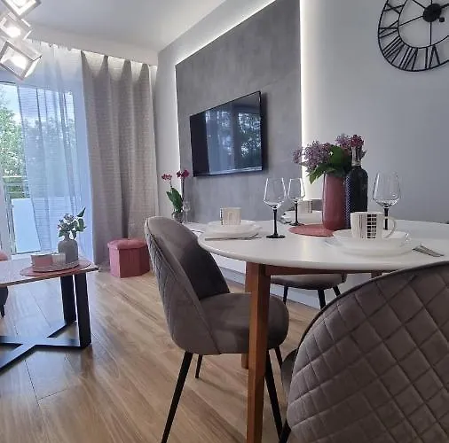 De Lux Parkowa Apartment *